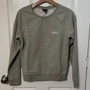 Patagonia P6 Label Ahnya crewneck sweatshirt